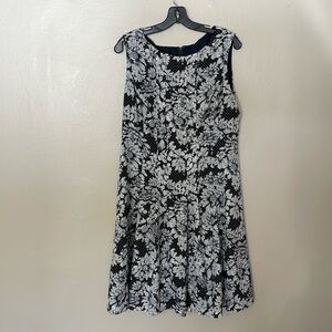 Jones New York Navy Floral Dress. Size 12